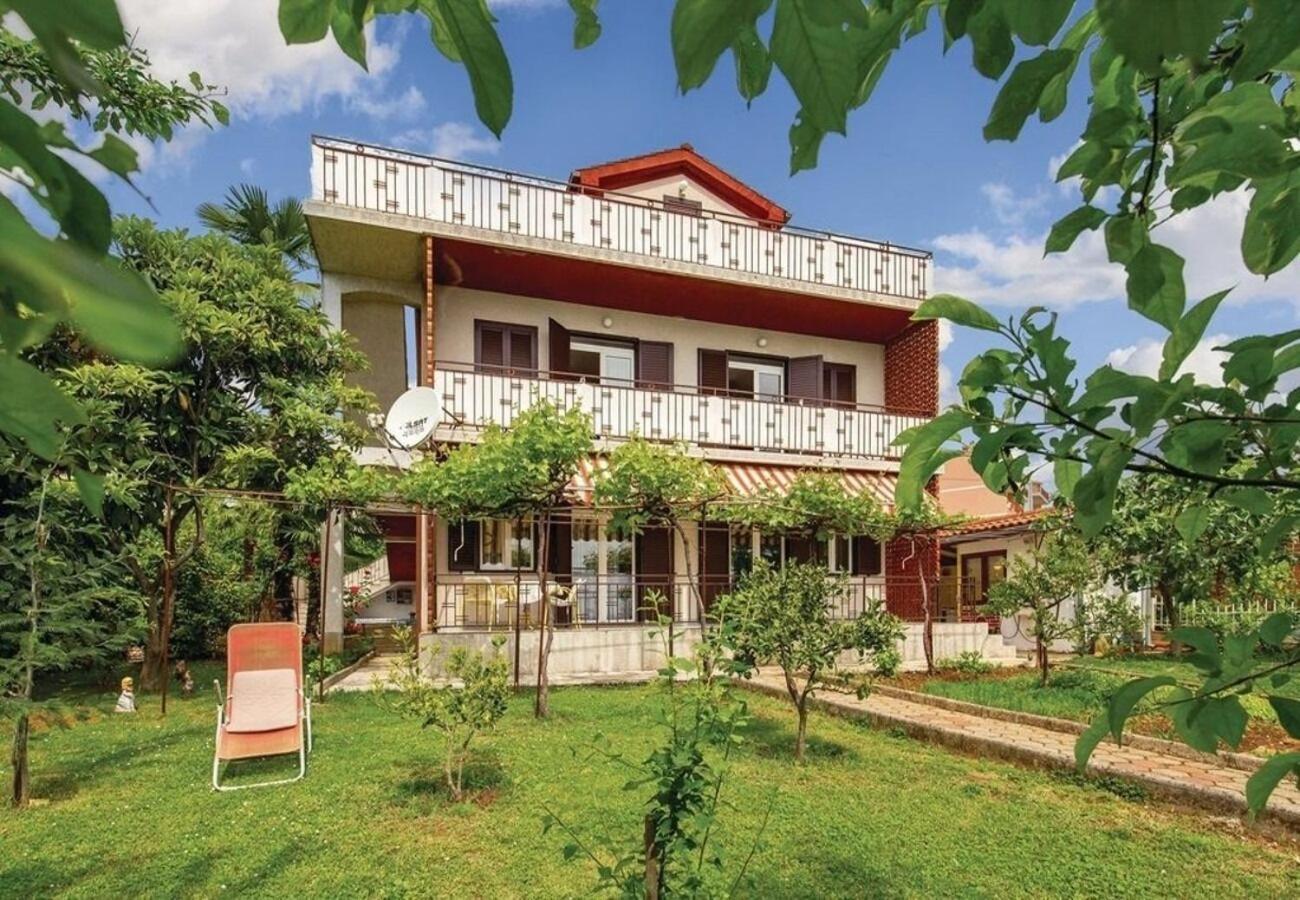 Apartment Dari ลอฟราน ภายนอก รูปภาพ